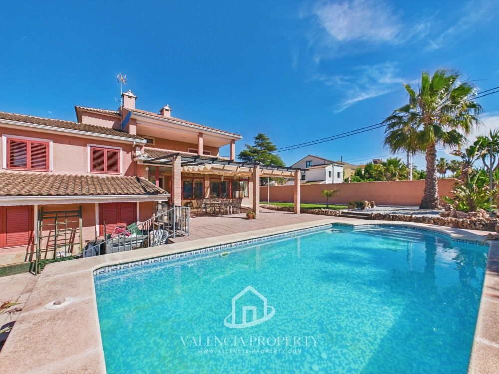 Property 2503 - Image 2